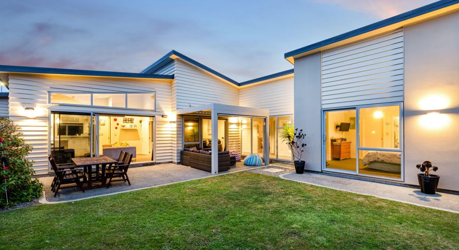  at 28 Nelson Avenue, Aotea, Porirua