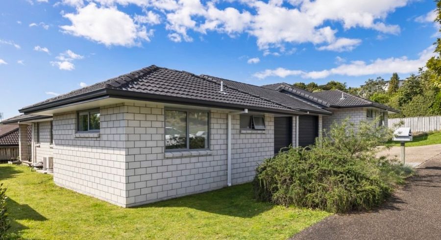  at 5 Caldera Crescent, Pyes Pa, Tauranga
