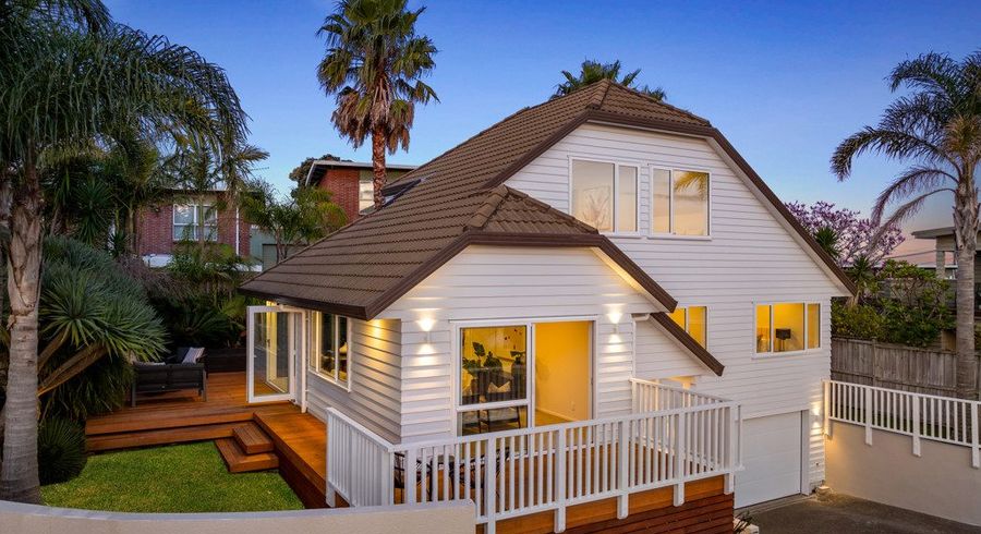  at 3A Richards Avenue, Forrest Hill, North Shore City, Auckland