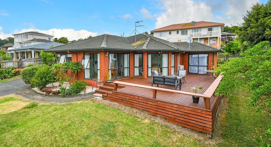  at 10 Kylie Court, Clover Park, Auckland