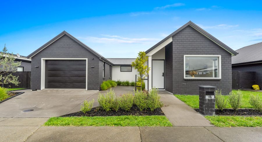  at 43 Rosslands Avenue, Karaka, Papakura