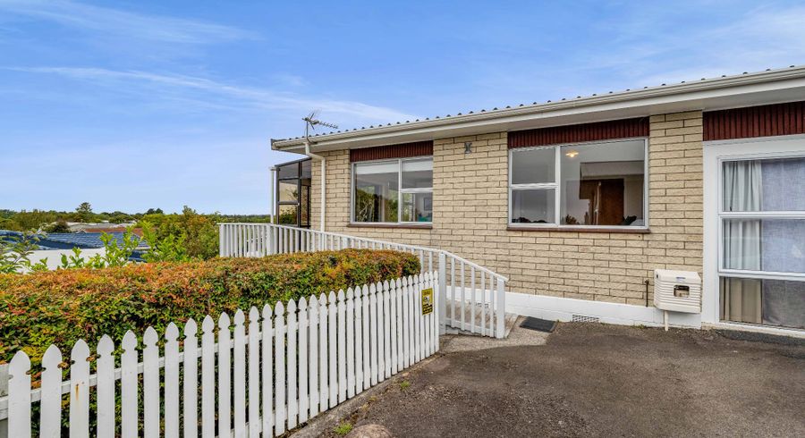  at 15B Mayfair Place, Westown, New Plymouth, Taranaki