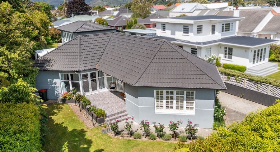  at 8 Military Road, Boulcott, Lower Hutt