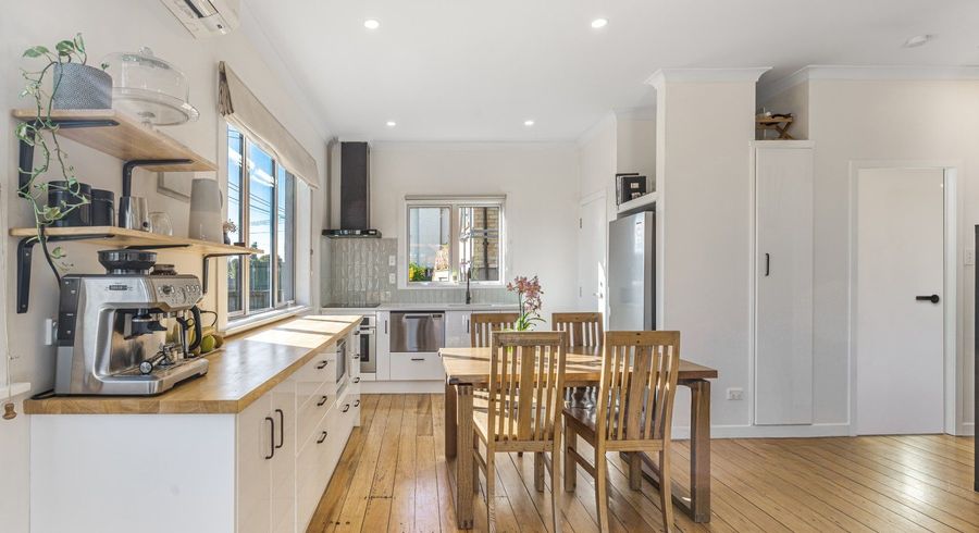  at 1/886 Dominion Road, Mount Eden, Auckland City, Auckland