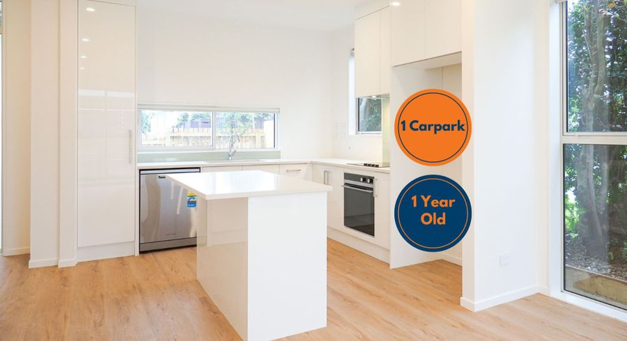  at 2/10 Tirimoana Road, Te Atatū South, Auckland