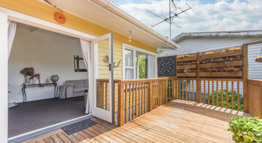  at 25 Surrey Road, Richmond, Richmond