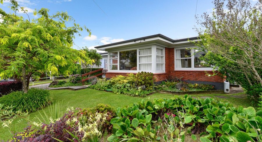  at 7 Roseburg Street, Fairfield, Hamilton
