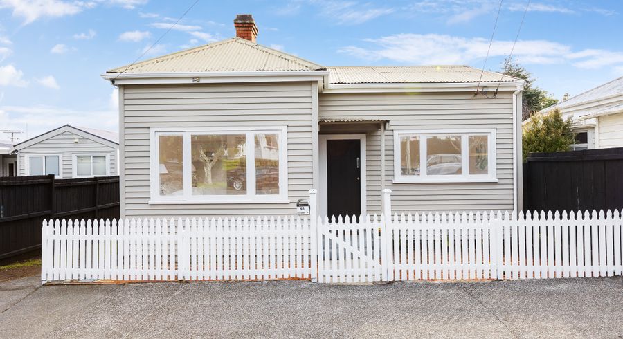 at 43 Marlborough Street, Mount Eden, Auckland
