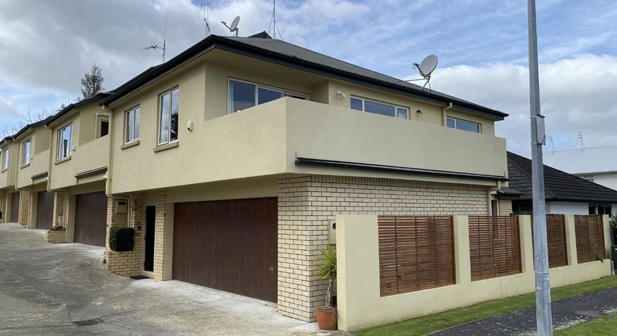  at 15A Manning Street, Hamilton Central, Hamilton