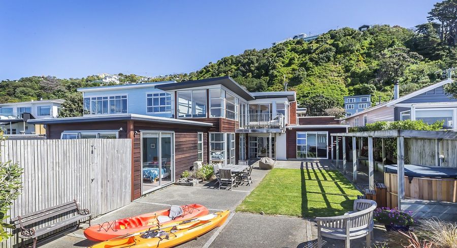  at 273 Queens Drive, Lyall Bay, Wellington, Wellington