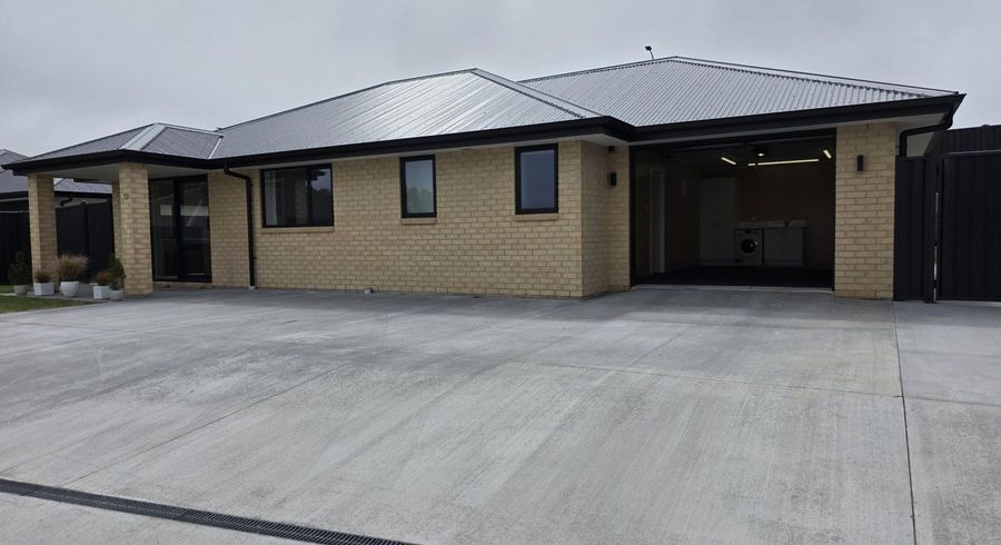  at 13 Royal Oak Crescent, Holmes Hill, Oamaru