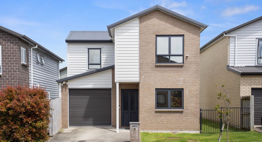  at 5 Apa Street, Weymouth, Auckland