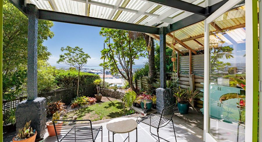  at 156 Battery Road, Hospital Hill, Napier, Hawke's Bay