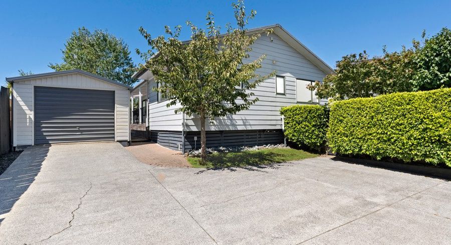  at 69A Kervil Avenue, Te Atatu Peninsula, Auckland