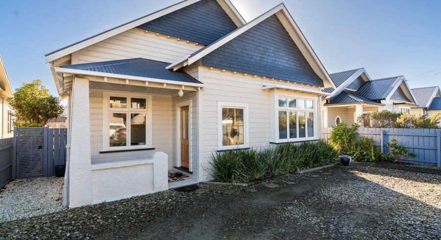  at 180 Victoria Road, Saint Clair, Dunedin, Otago
