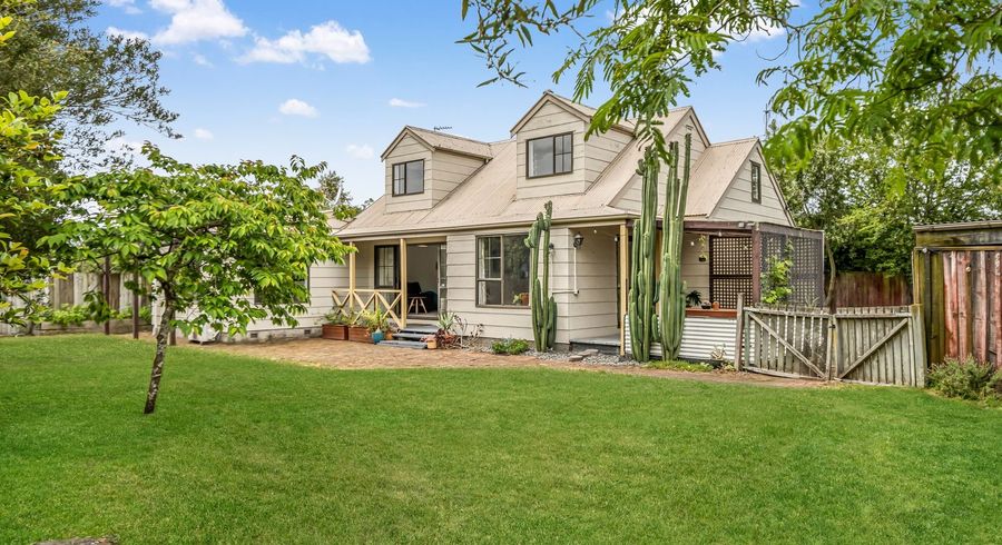  at 22B Medina Crescent, Parklands, Christchurch City, Canterbury