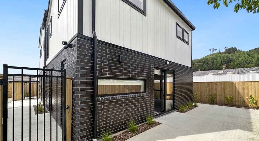  at 2/27A Wilford Street, Wallaceville, Upper Hutt, Wellington