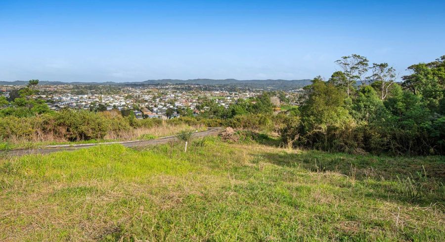  at 6 Madeira Lane, Massey, Waitakere City, Auckland