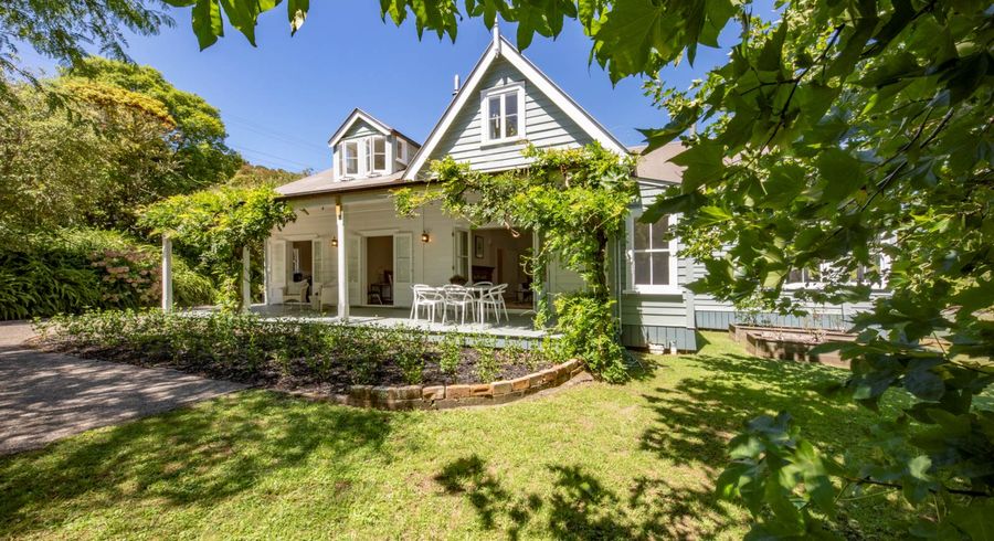  at 29 Landing Road, Titirangi, Auckland