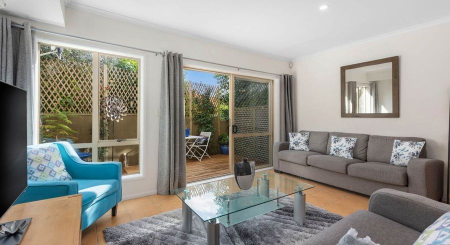 at 6 Trimaran Drive, Gulf Harbour, Rodney, Auckland