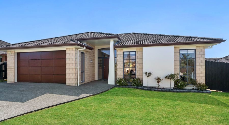  at 13 Corrofin Drive, East Tamaki, Auckland