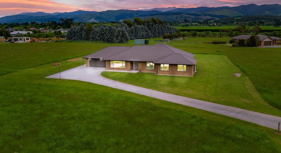  at 65 Andersons Line, Clareville, Carterton