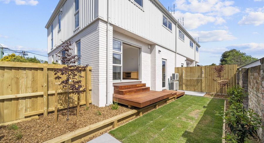  at 3/16 Bass Street, Woolston, Christchurch City, Canterbury