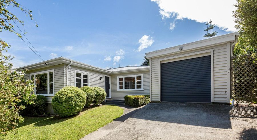  at 17 Kiriwai Road, Paremata, Porirua