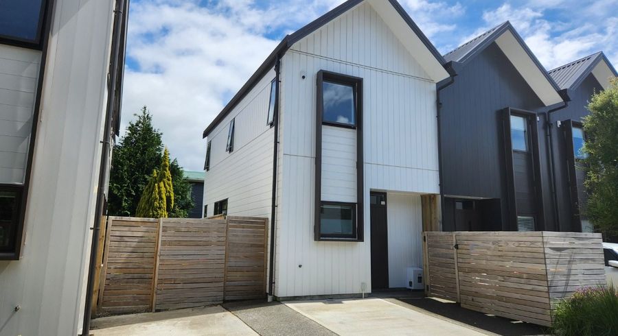  at 33 Ron Deal Way, Epuni, Lower Hutt, Wellington