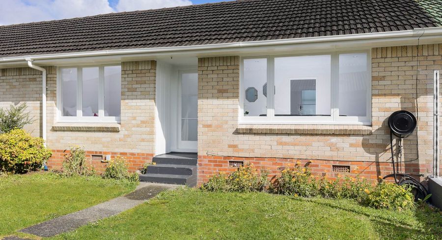  at 2/4 Fleming Street, Manurewa East, Auckland