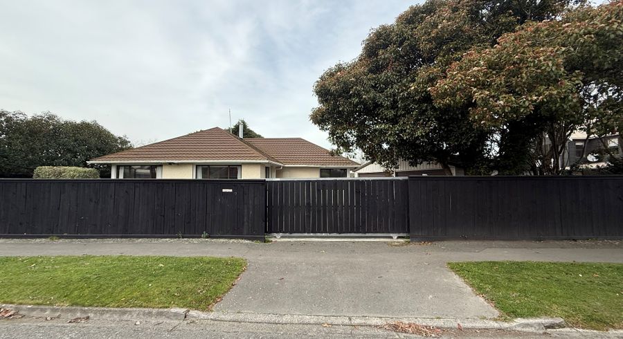  at 1/290 Withells Road, Avonhead, Christchurch City, Canterbury