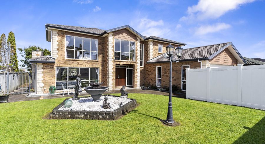  at 6 Corricvale Way, Northcross, Auckland