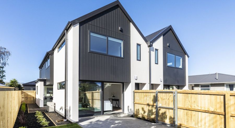  at 1-2/464 Gloucester Street, Linwood, Christchurch City, Canterbury