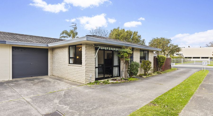  at 1/50 Vivian Wilson Drive, Eastern Beach, Manukau City, Auckland