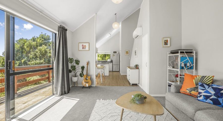  at 6 Kekeno Grove, Tirohanga, Lower Hutt