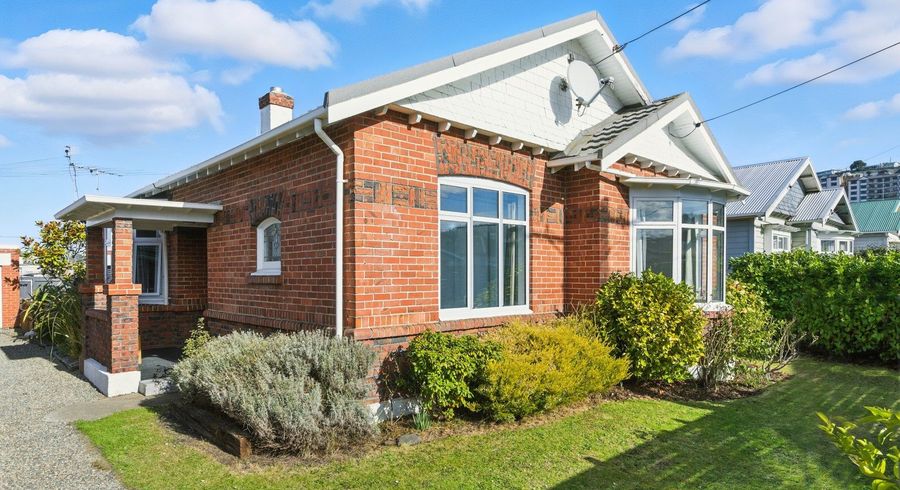  at 253 Macandrew Road, Forbury, Dunedin, Otago