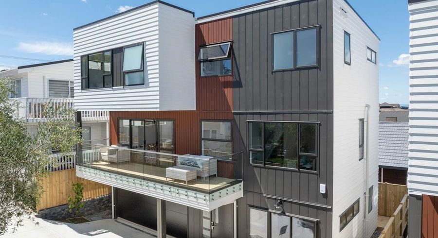  at 28A  Dallinghoe Crescent, Milford, North Shore City, Auckland