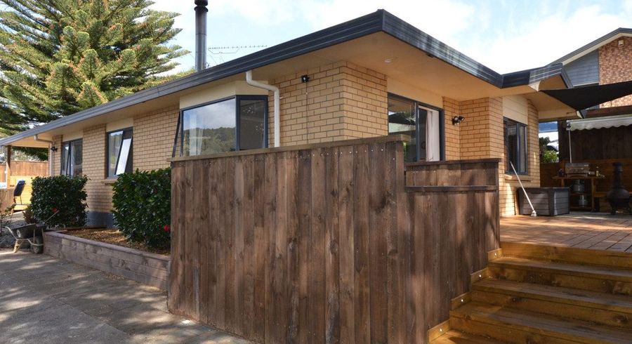  at 16 The Glade South, Pukekohe, Franklin, Auckland