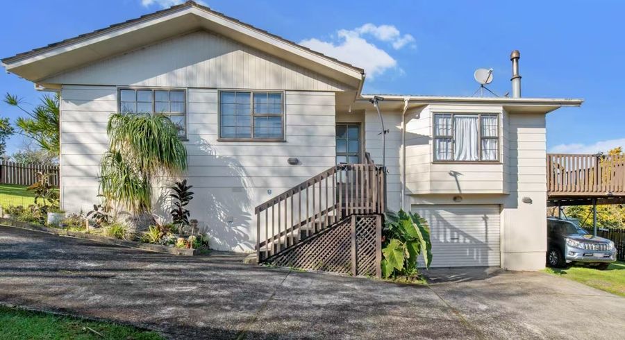  at 16 lewisham street, Highland Park, Manukau City, Auckland