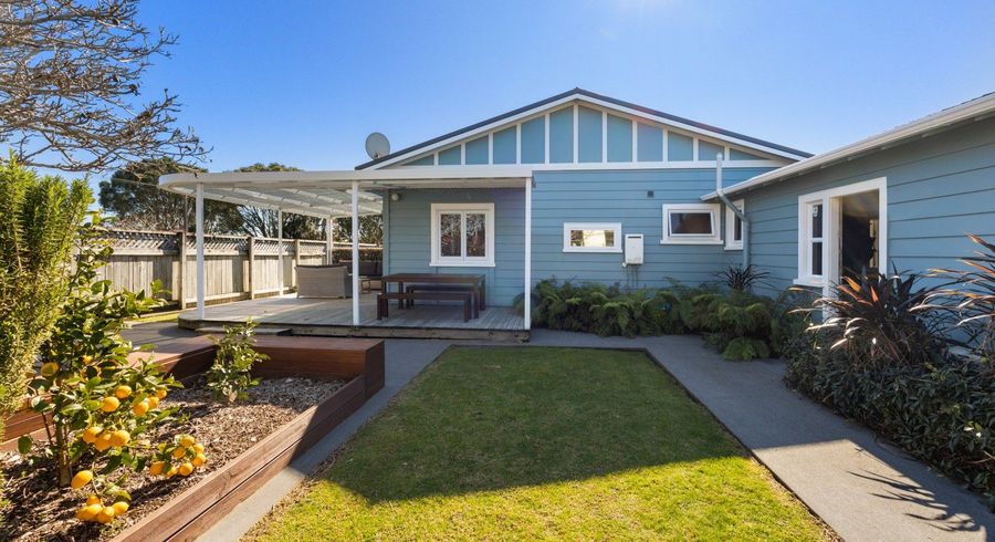  at 8 Oriental Street, Welbourn, New Plymouth, Taranaki
