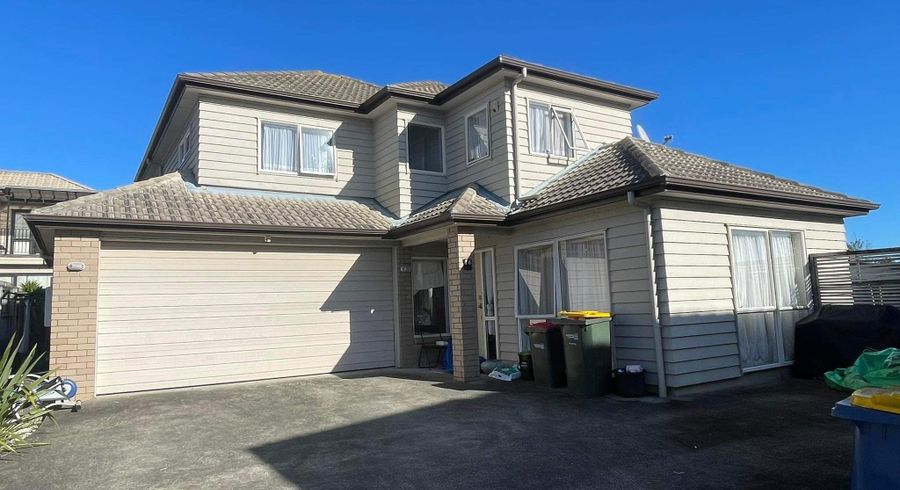  at 16 Merlot Way, Te Atatu South, Waitakere City, Auckland