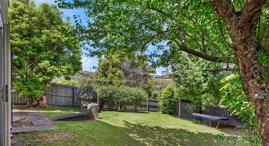  at 13 Berridge Avenue, Point Chevalier, Auckland City, Auckland