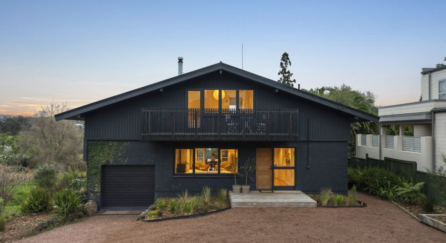 at 24 Sylvan Avenue, Northcote, Auckland