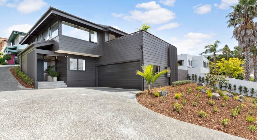  at 39a Parr Terrace, Castor Bay, North Shore City, Auckland