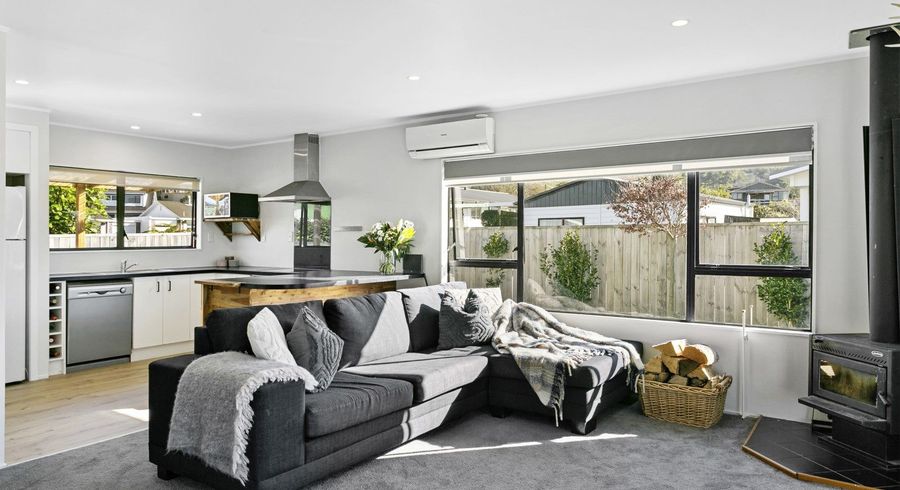  at 3B Dorothy Drive, Acacia Bay, Taupo