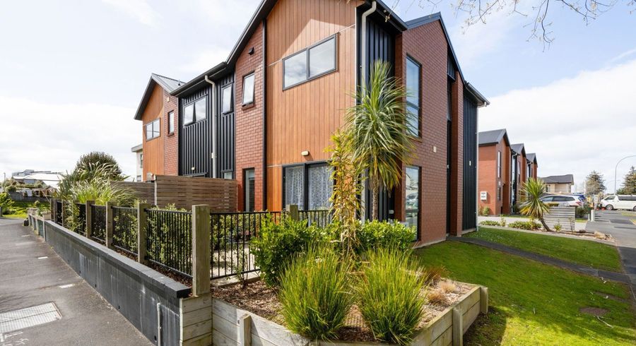  at 3/13 Palmerston Street, Hamilton City Central, Hamilton, Waikato