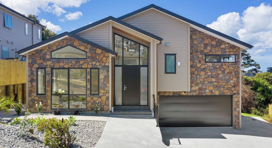  at 24 Lorikeet Place, Unsworth Heights, North Shore City, Auckland