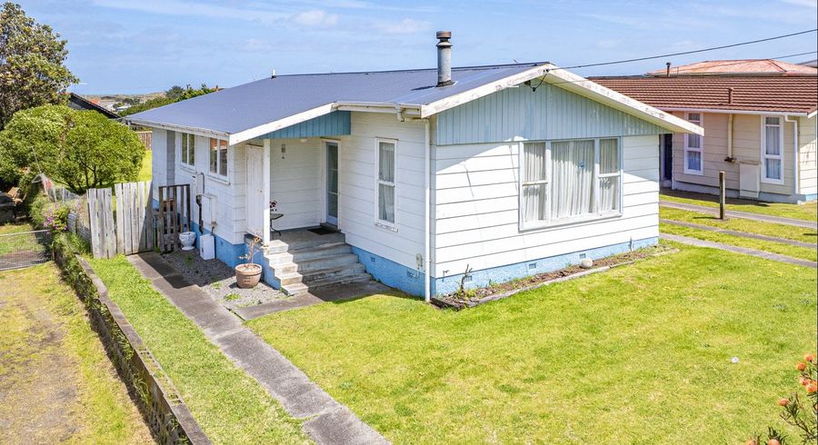  at 34 Ruapehu Street, Castlecliff, Whanganui, Manawatu / Whanganui