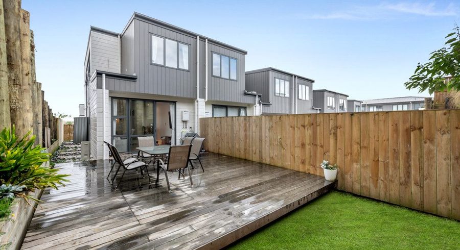  at 16 Stroom Street, Flat Bush, Manukau City, Auckland
