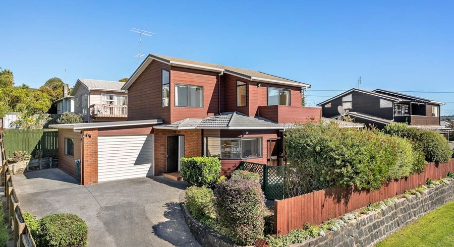  at 64 Potter Avenue, Northcote, North Shore City, Auckland